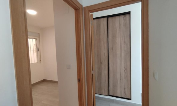 Revente - Apartment -
Torrevieja - Habaneras
