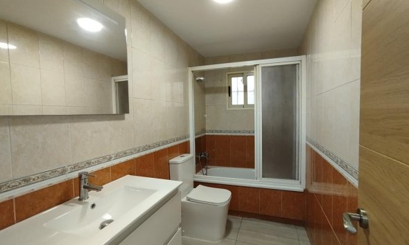 Revente - Apartment -
Torrevieja - Habaneras