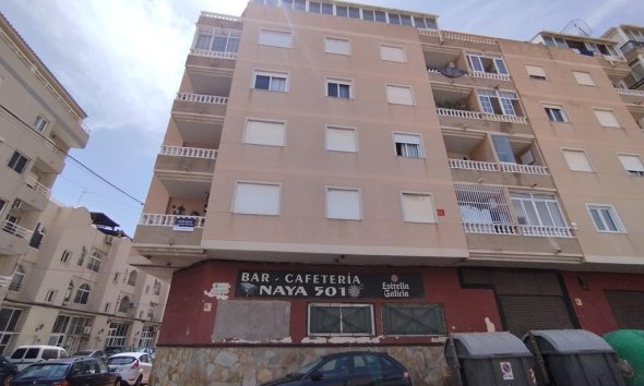 Revente - Apartment -
Torrevieja - Habaneras