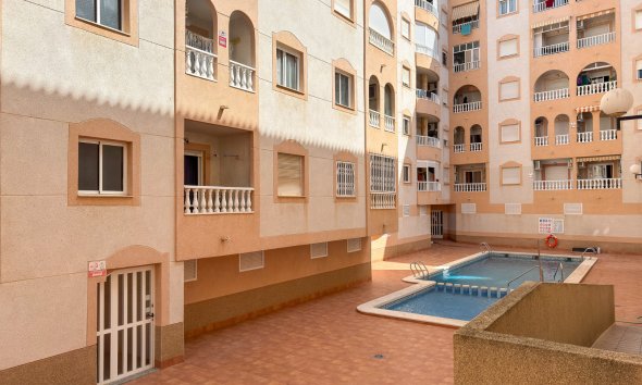 Revente - Apartment -
Torrevieja - Costa Blanca