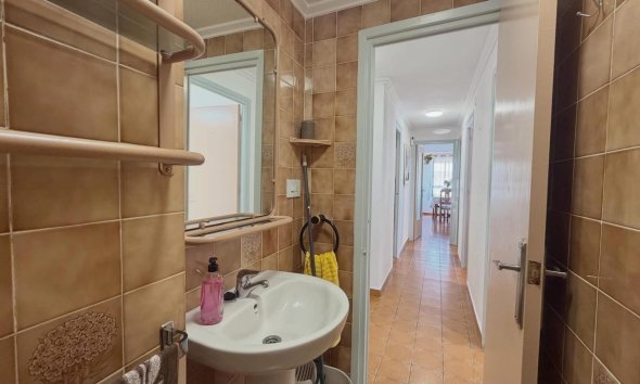 Revente - Attique -
Torrevieja - Habaneras