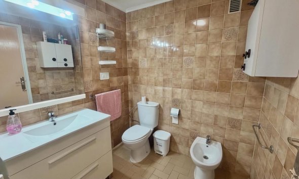Revente - Attique -
Torrevieja - Habaneras