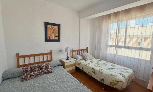 Revente - Attique -
Torrevieja - Habaneras