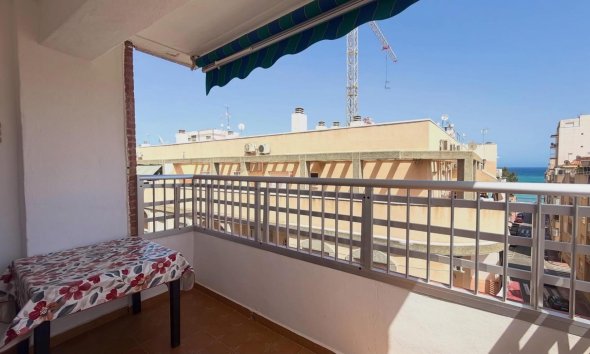 Revente - Attique -
Torrevieja - Habaneras
