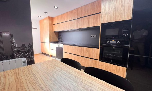 Revente - Quad House -
Torrevieja - Carrefour