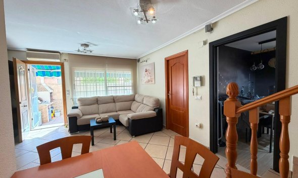Revente - Quad House -
Torrevieja - Carrefour