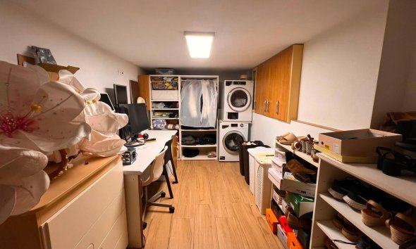 Revente - Quad House -
Torrevieja - Carrefour