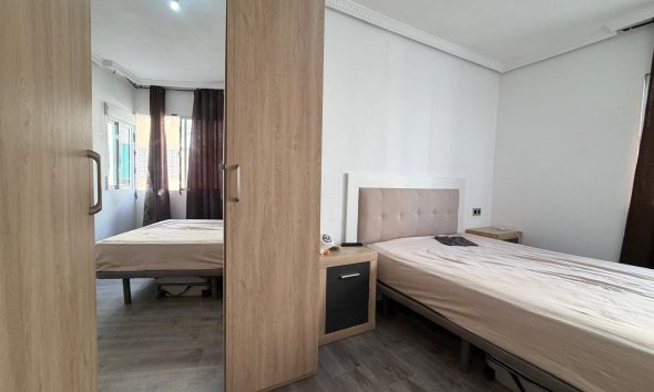 Revente - Apartment -
Torrevieja - Playa del Cura