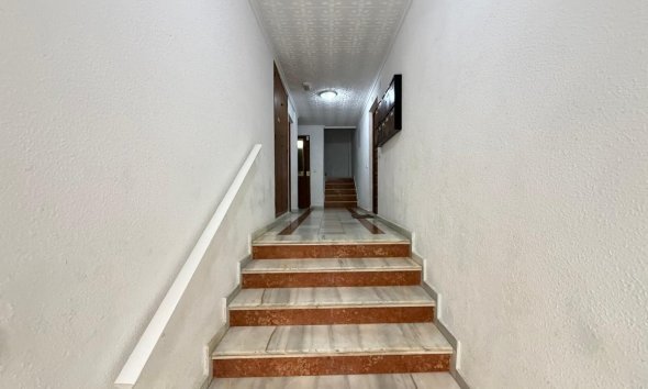 Revente - Apartment -
Torrevieja - Playa del Cura