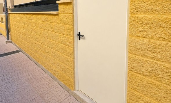 Revente - Bungalow -
Torrevieja - Carrefour