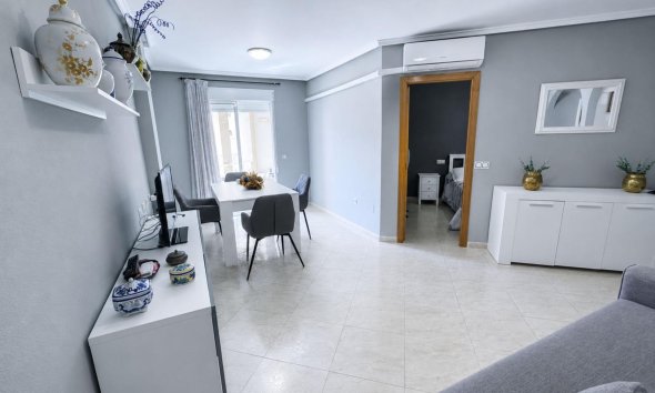 Revente - Apartment -
Torrevieja - Estacion De Autobuses