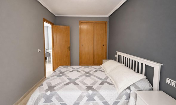 Revente - Apartment -
Torrevieja - Estacion De Autobuses