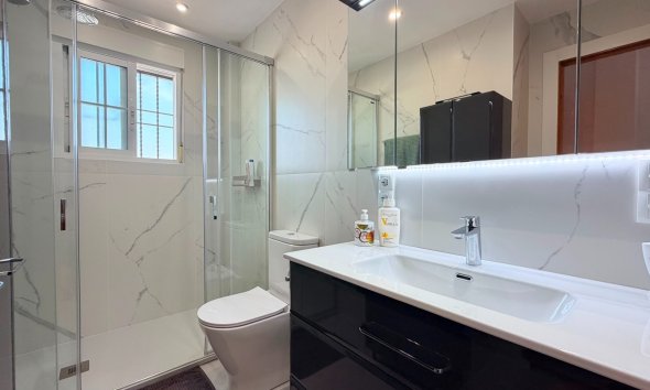 Revente - Town House -
Cabo Roig - Costa Blanca