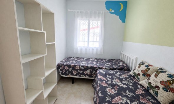 Revente - Apartment -
Torrevieja - Centro