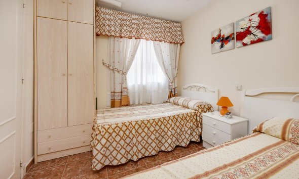 Revente - Villa -
Torrevieja - El Limonar