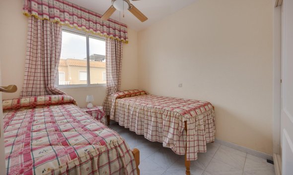 Revente - Villa -
Torrevieja - El Limonar