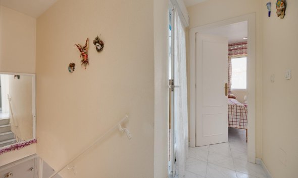 Revente - Villa -
Torrevieja - El Limonar