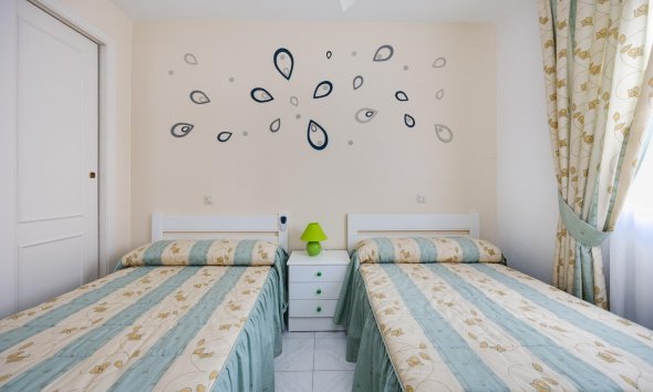 Revente - Villa -
Torrevieja - El Limonar