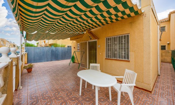 Revente - Villa -
Torrevieja - El Limonar