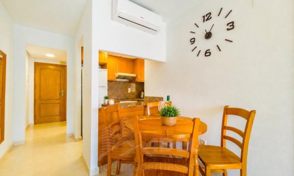 Resale - Apartment -
Torrevieja - Playa de los Locos