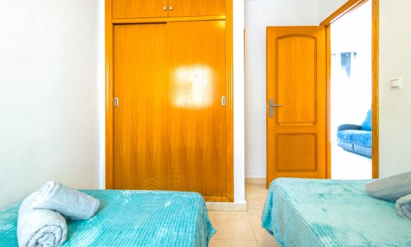 Resale - Apartment -
Torrevieja - Playa de los Locos