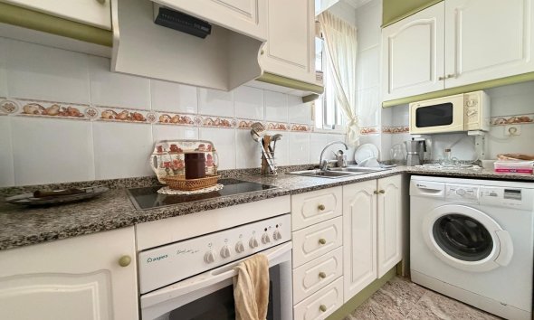 Revente - Apartment -
Torrevieja - Playa del Cura