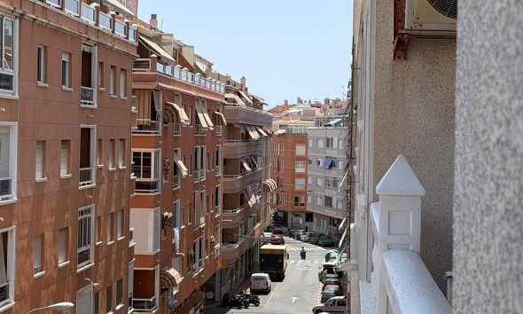 Revente - Apartment -
Torrevieja - Playa del Cura