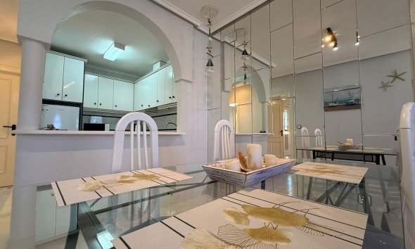 Revente - Bungalow -
Torrevieja - Punta Prima