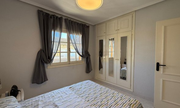 Revente - Bungalow -
Torrevieja - Punta Prima