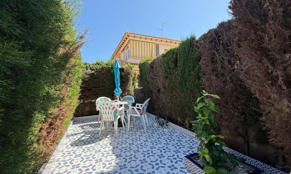 Revente - Bungalow -
Torrevieja - Punta Prima