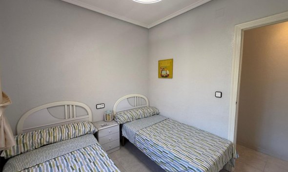 Revente - Bungalow -
Torrevieja - Punta Prima