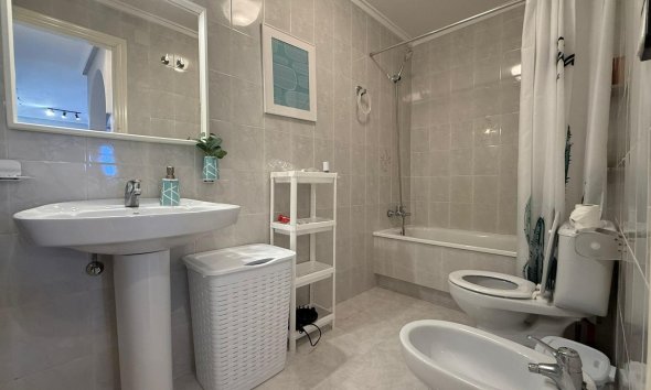 Revente - Bungalow -
Torrevieja - Punta Prima