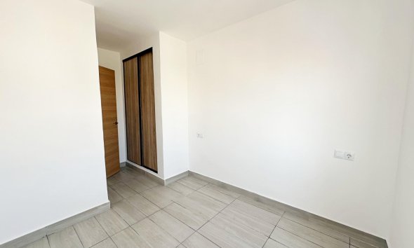 Revente - Apartment -
Torrevieja - Centro