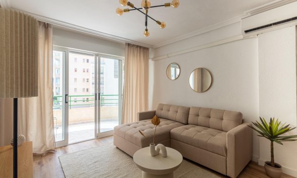 Revente - Apartment -
Torrevieja - La Mata Pueblo