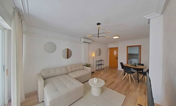 Revente - Apartment -
Torrevieja - La Mata Pueblo