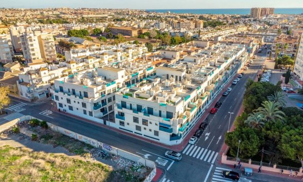 Revente - Apartment -
Torrevieja - Estacion De Autobuses