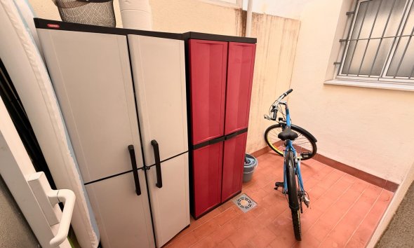 Revente - Apartment -
Torrevieja - Estacion De Autobuses