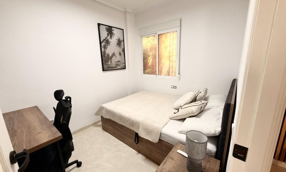 Revente - Apartment -
Torrevieja - Estacion De Autobuses