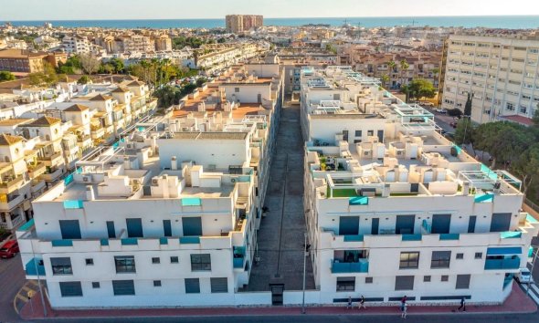 Revente - Apartment -
Torrevieja - Estacion De Autobuses