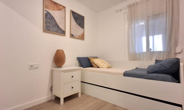 Revente - Town House -
Orihuela Costa - Playa Flamenca