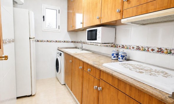 Revente - Apartment -
Torrevieja - Habaneras