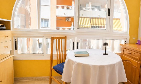 Revente - Apartment -
Torrevieja - Habaneras