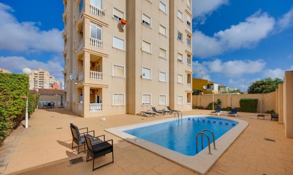 Revente - Apartment -
Torrevieja - Nueva Torrevieja