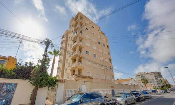 Revente - Apartment -
Torrevieja - Nueva Torrevieja