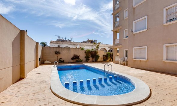 Revente - Apartment -
Torrevieja - Nueva Torrevieja