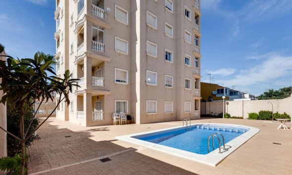 Revente - Apartment -
Torrevieja - Nueva Torrevieja