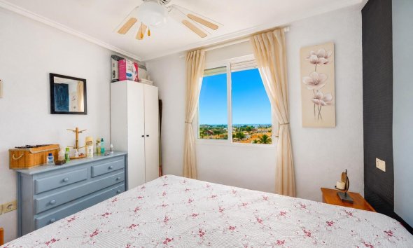 Revente - Apartment -
Torrevieja - Nueva Torrevieja