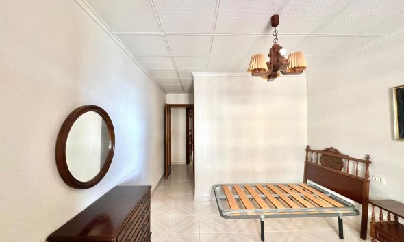 Revente - Apartment -
Torrevieja - Acequion