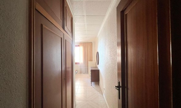 Revente - Apartment -
Torrevieja - Acequion