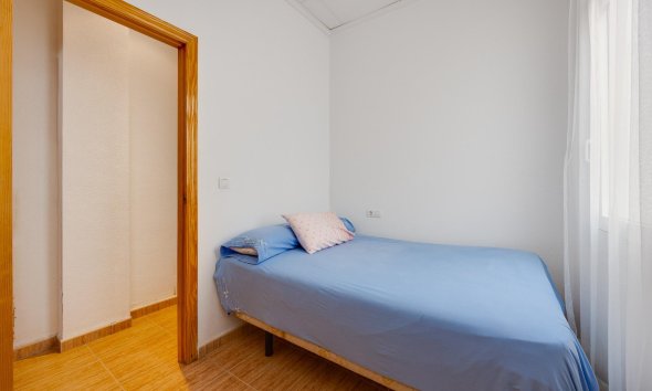 Revente - Apartment -
Torrevieja - Paseo Maritimo